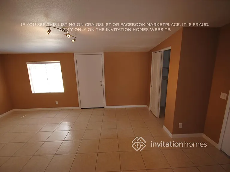 907 N Wedgewood Dr — Photo 4
