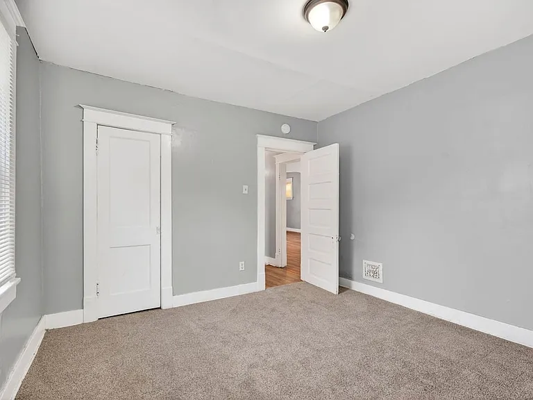 6705 Saint Louis Ave — Photo 25