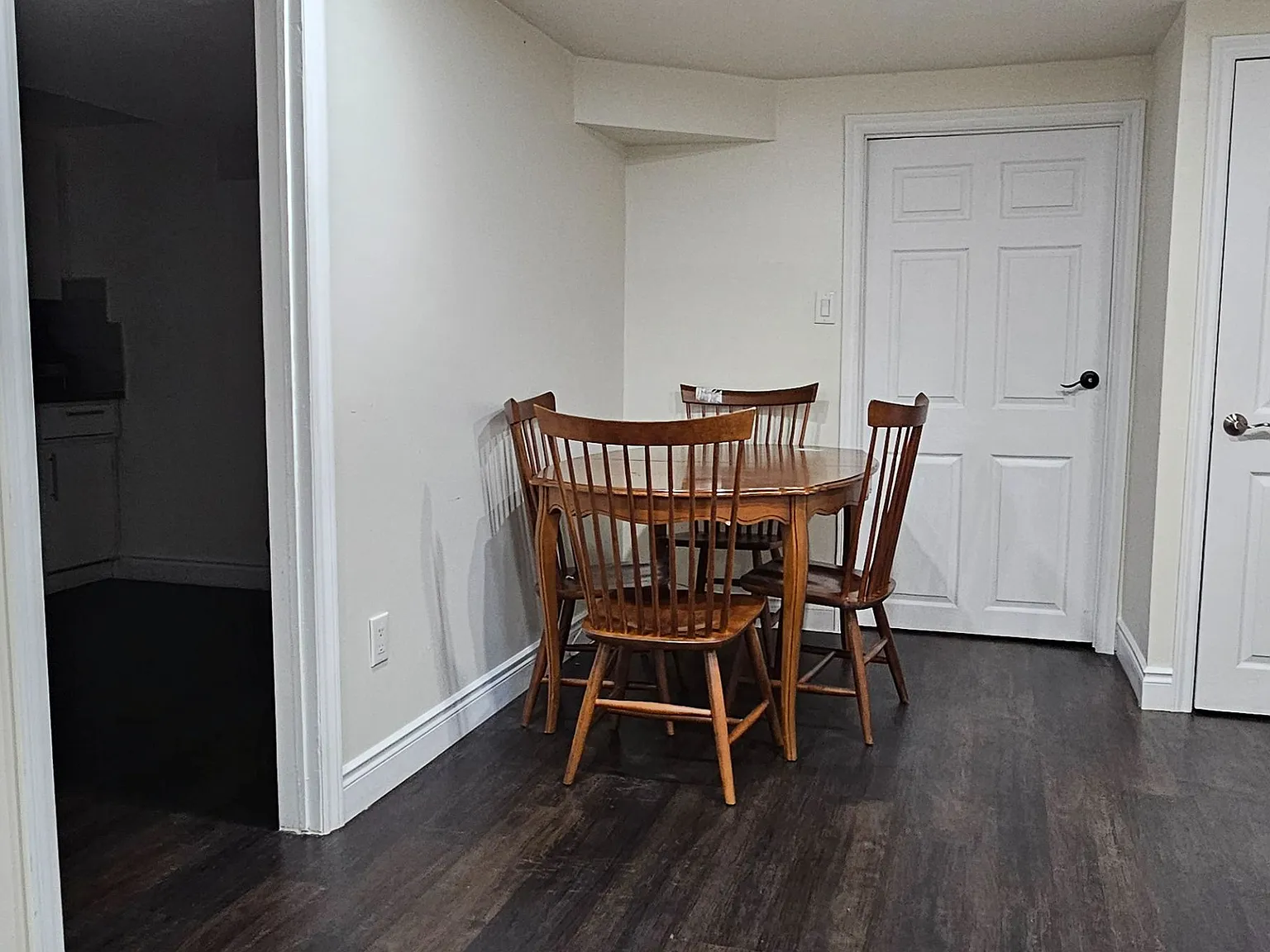 2 bed, $2,050 — Photo 3