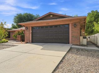 9404 Lona Ln NE, Albuquerque, NM 87111