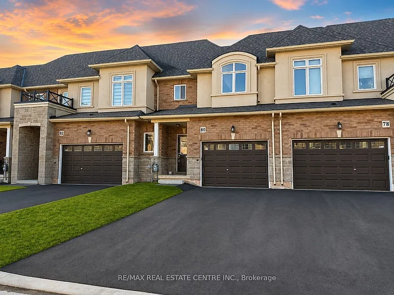 80 Pinot Cres — Photo 1