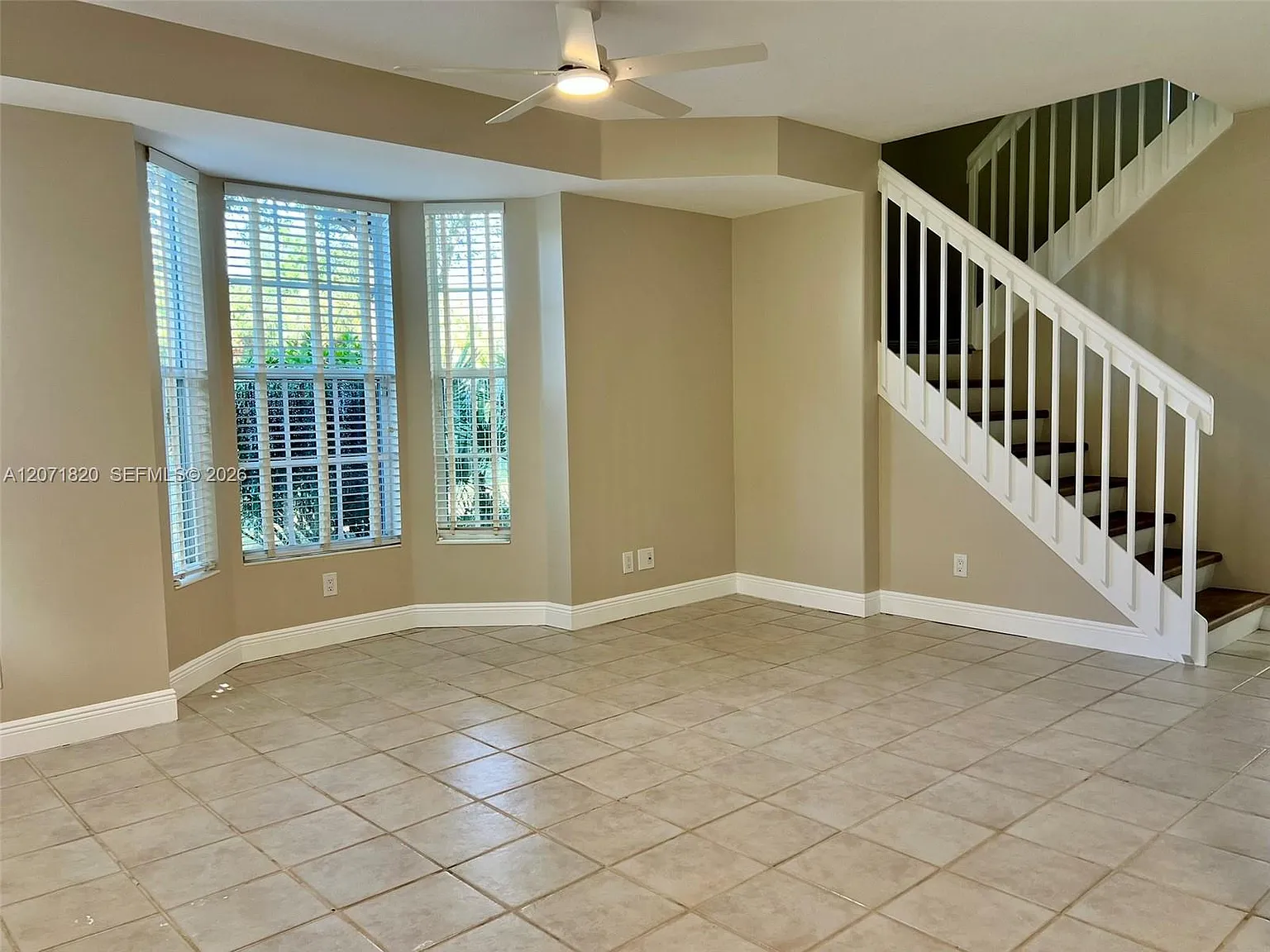Charleston Court At Abaco — Photo 3