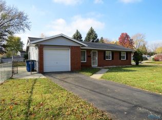 5551 Glastonberry Rd, Toledo, OH 43613