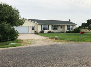25177 E 400 North Rd, Le Roy, IL 61752