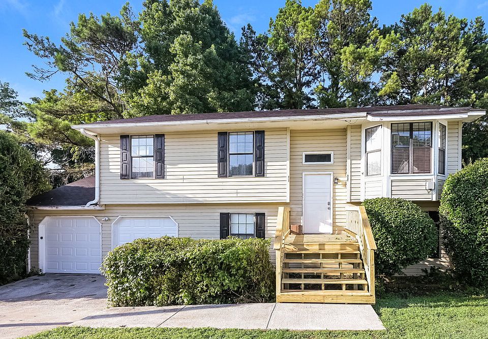 1st image of 2068 Lown Farm Ln