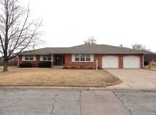 5809 E Rockhill St, Wichita, KS 67208