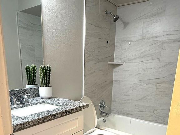 5th image of 9733 Neuens Rd APT 25