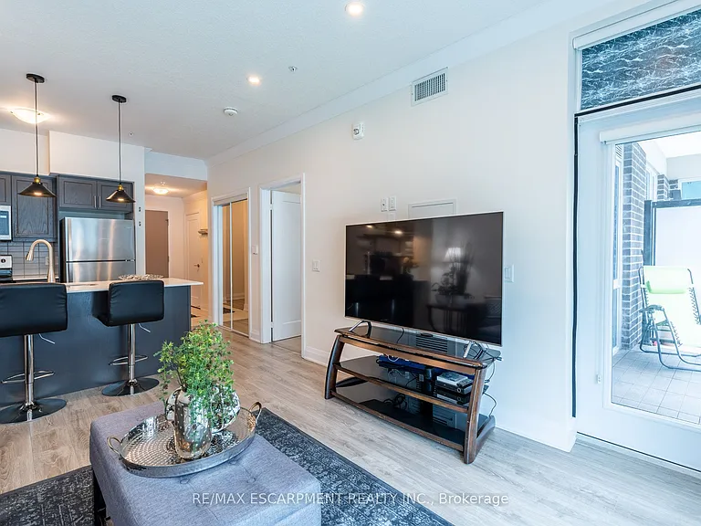 16 Concord Pl S #205 — Photo 40