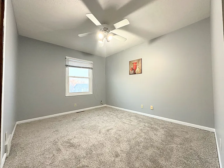2510 N 142nd St — Photo 10