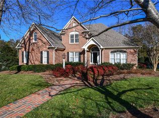 5822 Fleming Terrace Rd, Greensboro, NC 27410