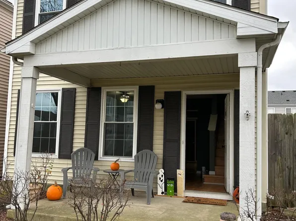 1079 Serendipity Dr, Aurora, IL 60504