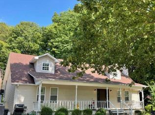 1044 Burgies Chapel Rd, Dyersburg, TN 38024