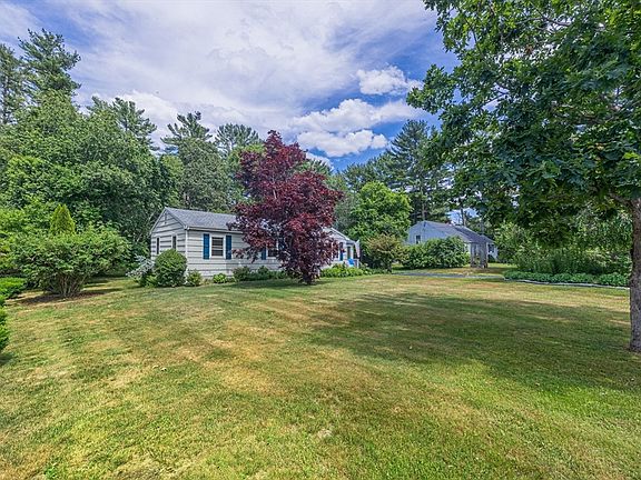 3rd image of 13 Marjorie Dr