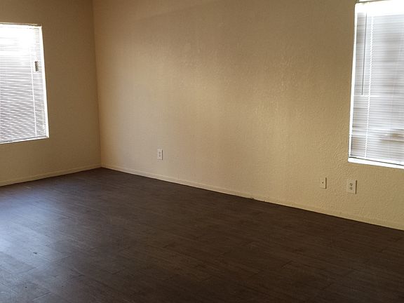 5th image of 1910 Ferrell St APT 31