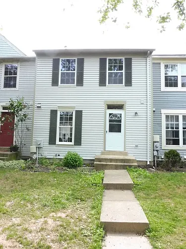 9513 Melrose Square Way Photo 1