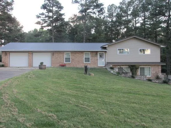 17057 Lakewood Dr S, Dexter, MO 63841