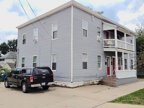 2nd image of 446 Crosby St NW #444-450