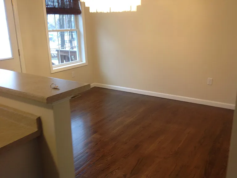 84 Holly St #B — Photo 11