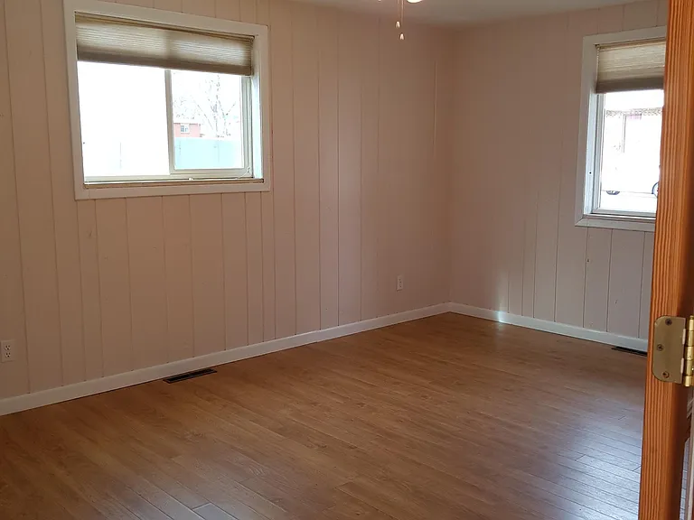 Large 2nd Bedroom with Private Full Bathroom