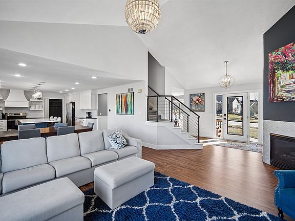 5th image of 4204 159th St