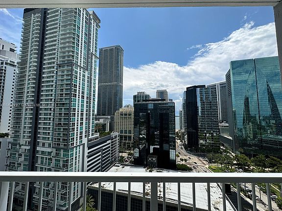 4th image of 1250 S Miami Ave APT 1910