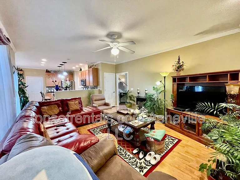 51 Yorktown Cir — Photo 8