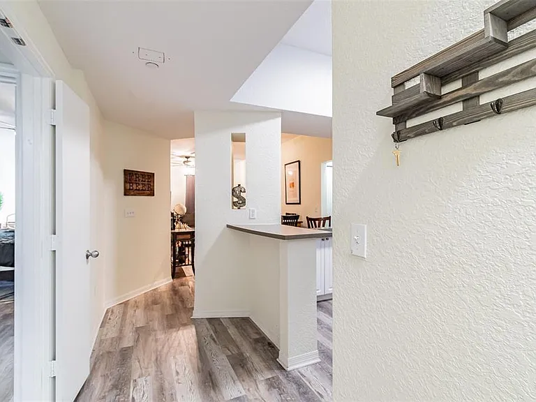 402 S Armenia Ave #116 — Photo 3