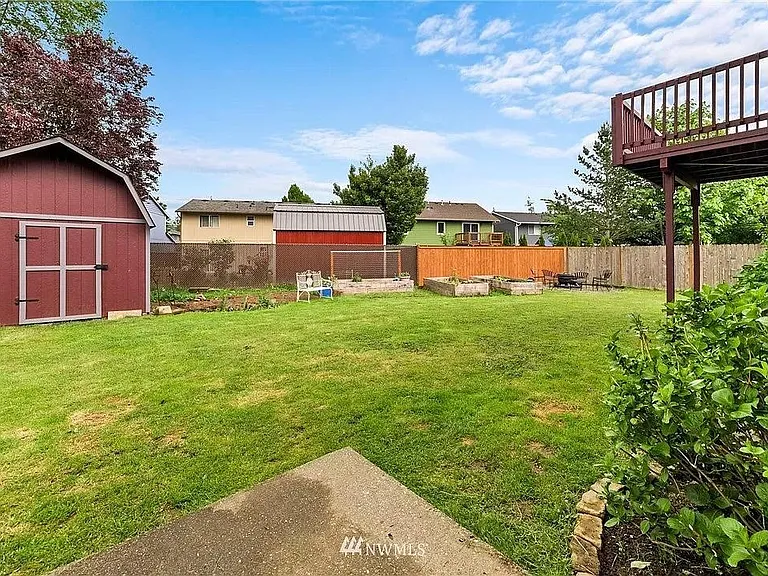 1210 Loves Hill Dr — Photo 30