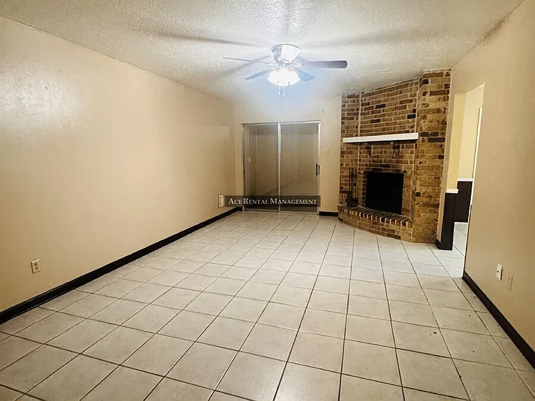 331 Pinchback Rd — Photo 5