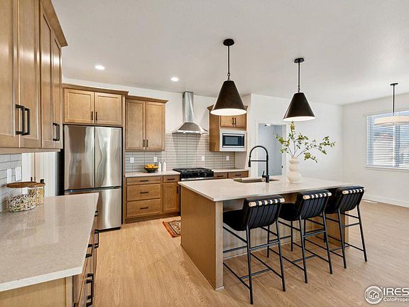 3rd image of 407 Red Jewel Dr