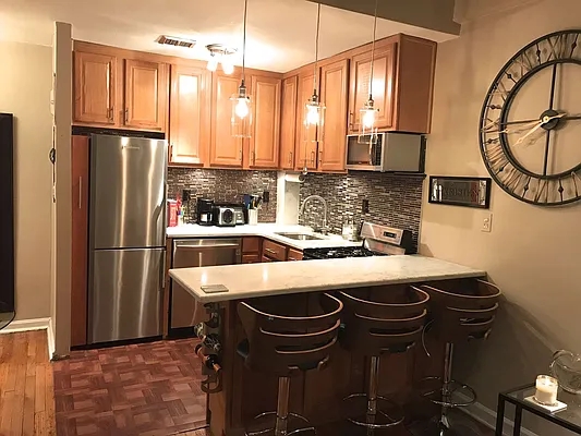 Sold by MJR Real Estate | media 2