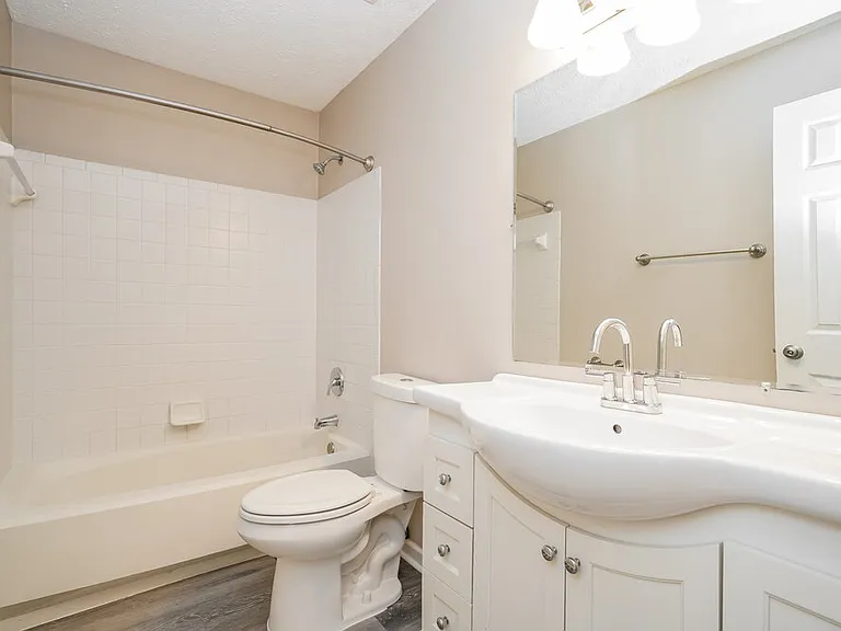 1097 Leclerc Pl — Photo 14