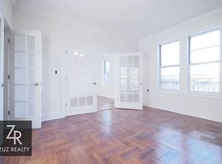 217 E 16th St #3, Brooklyn, NY 11226