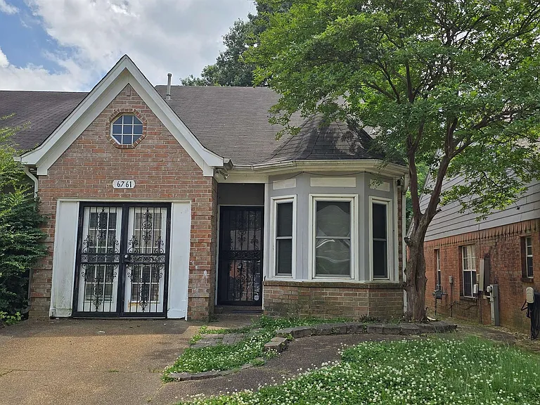 6761 Whitten Pine Dr — Photo 1