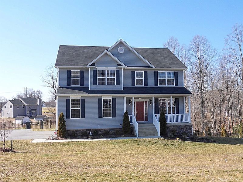 1st image of 520 Sonoma Ln