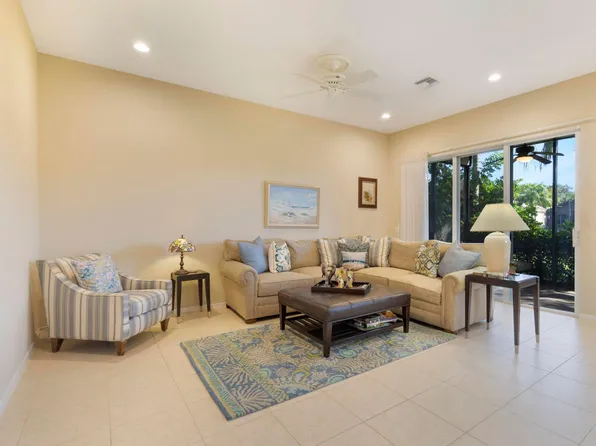7750 Ocean Sunset Drive, Lake Worth, FL 33467