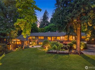 10527 SE 27th St, Bellevue, WA 98004