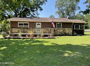 878 Little Valley Rd, Blaine, TN 37709