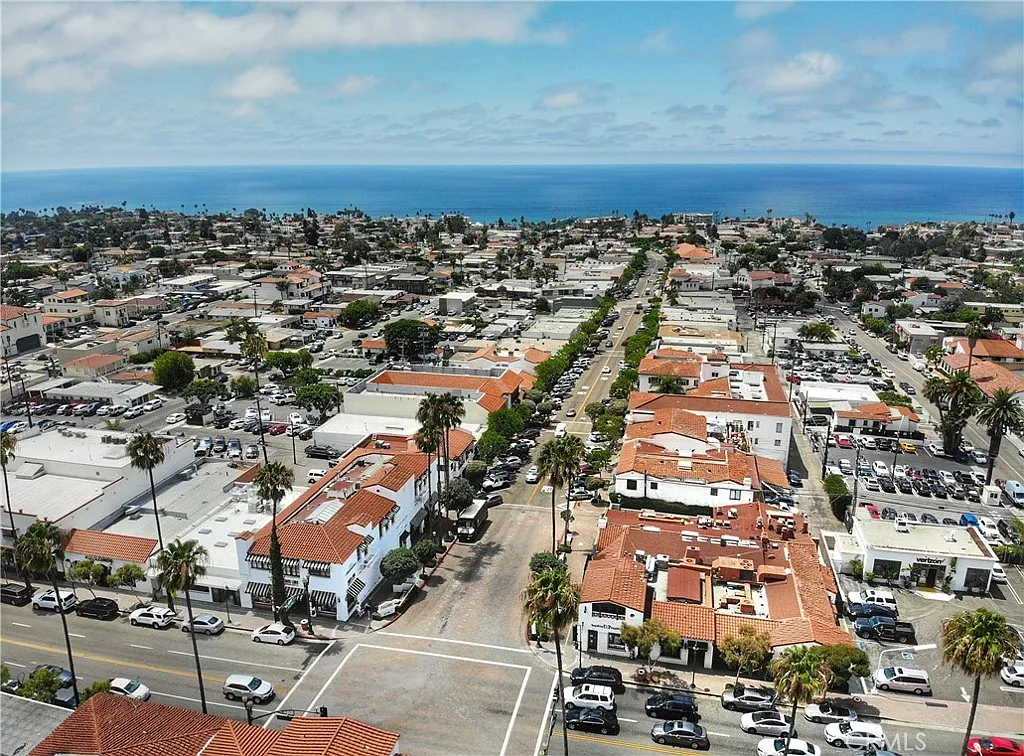 Building Photo - 200 Avenida Monterey