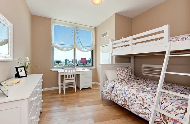 Sold by Modern Spaces | media 14