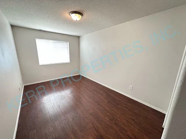 1111 SW 6th Way — Photo 16