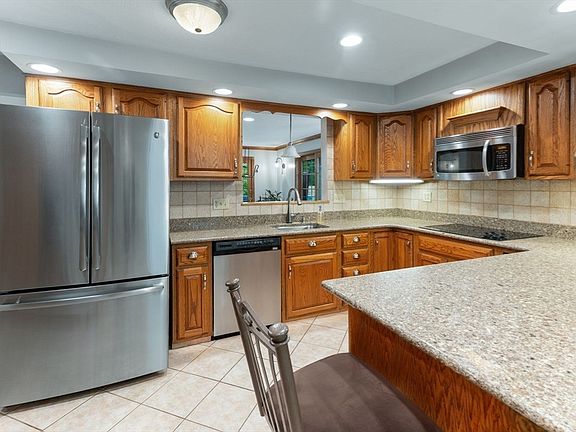 4th image of 50 Hope St
