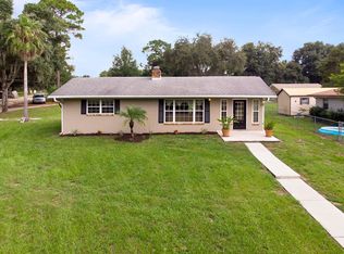 13381 SE 106th Ct, Ocklawaha, FL 32179