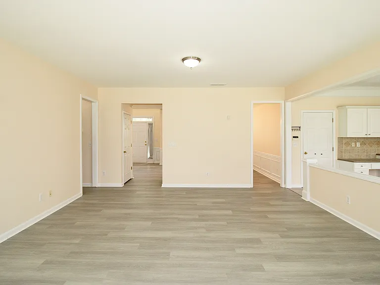 8155 Cavendish Pl — Photo 15