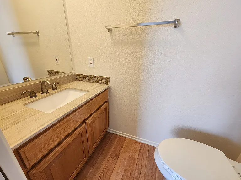 10444 Canoga Ave #33 — Photo 8