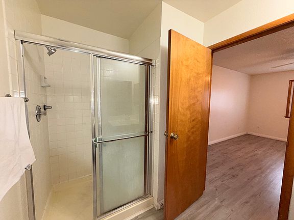 4th image of 6687 W Tropicana Ave Unit 202
