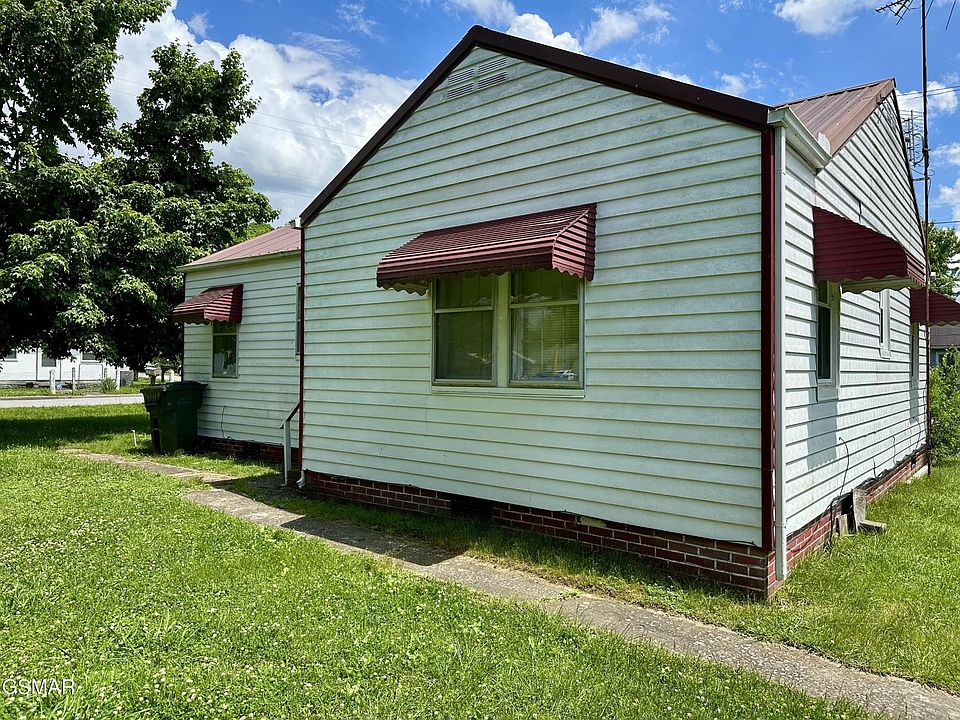 2nd image of 527 Paine St