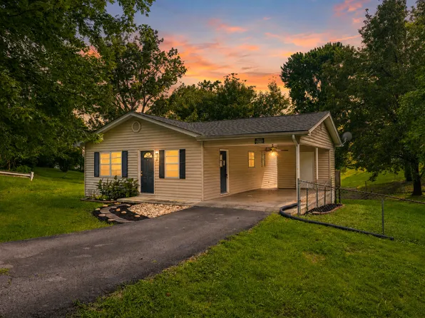 201 N 12th St, La Follette, TN 37766
