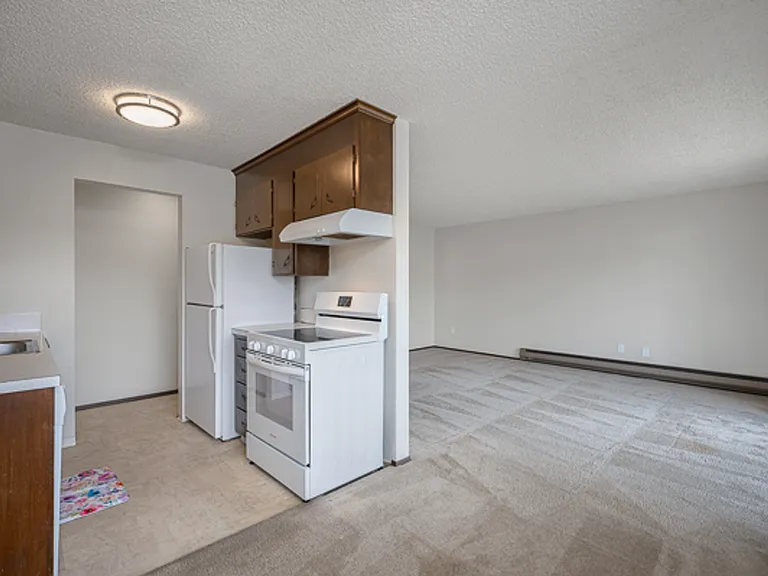 1520 NE 143rd St — Photo 13