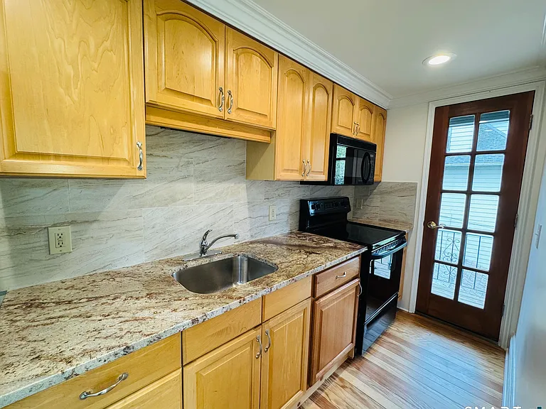 52 Howard Ave #2 — Photo 1
